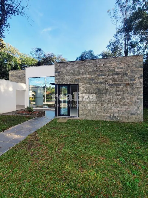 Foto 1 de Casa com 4 Quartos à venda, 225m² em Planalto, Gramado