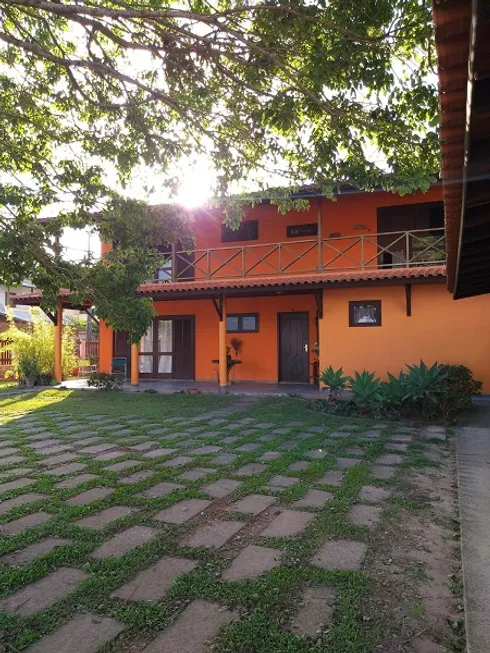 Foto 1 de Casa com 4 Quartos à venda, 300m² em Ingleses do Rio Vermelho, Florianópolis