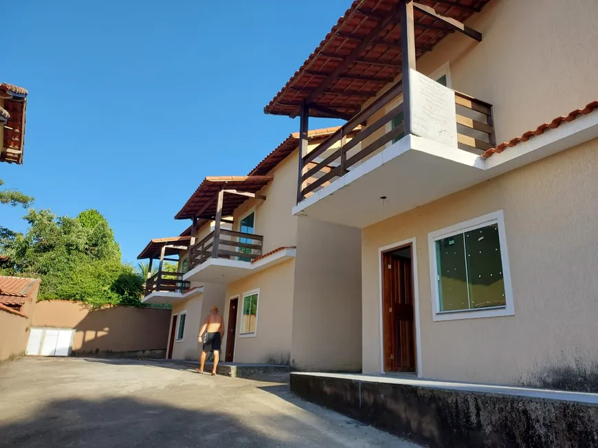Foto 1 de Casa com 2 Quartos à venda, 98m² em Bacaxá, Saquarema