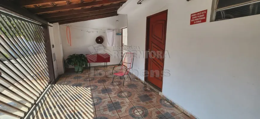 Foto 1 de Casa com 4 Quartos à venda, 200m² em Jardim Santo Antonio, São José do Rio Preto