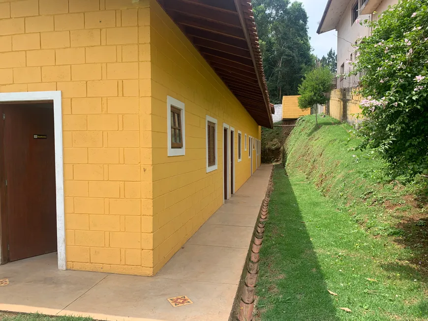 Foto 1 de Imóvel Comercial com 8 Quartos à venda, 3300m² em Ressaca, Itapecerica da Serra