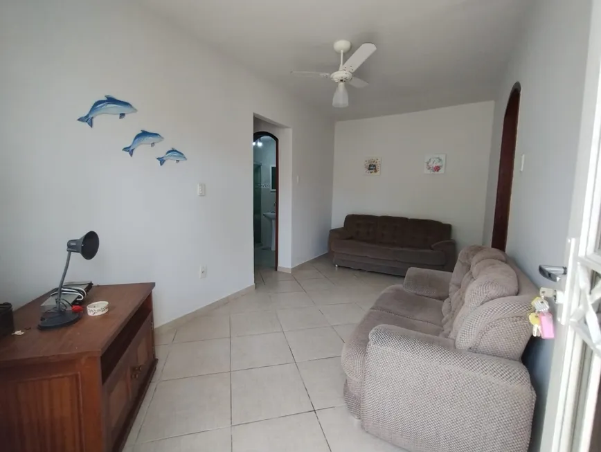 Foto 1 de Casa de Condomínio com 2 Quartos à venda, 41m² em Braga, Cabo Frio