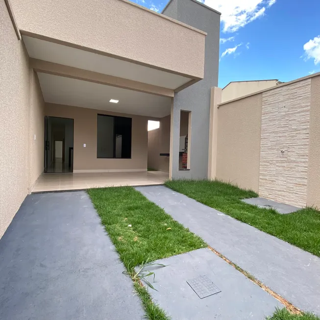 Foto 1 de Casa com 3 Quartos à venda, 125m² em Residencial Humaita, Goiânia