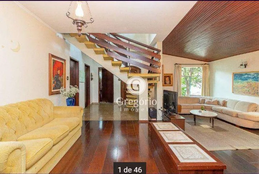 Foto 1 de Sobrado com 3 Quartos à venda, 265m² em Jardim Peri-Peri, São Paulo