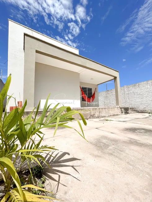 Foto 1 de Casa com 3 Quartos à venda, 86m² em Angelim, Teresina