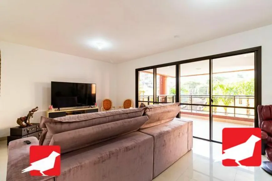 Foto 1 de Apartamento com 4 Quartos à venda, 207m² em Vila Mariana, São Paulo