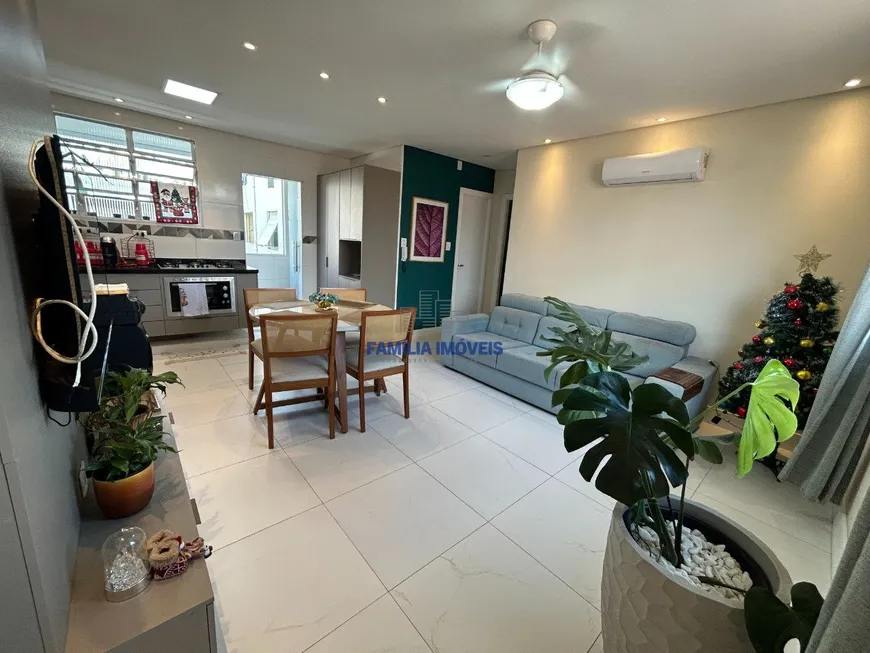 Foto 1 de Apartamento com 2 Quartos à venda, 72m² em Encruzilhada, Santos