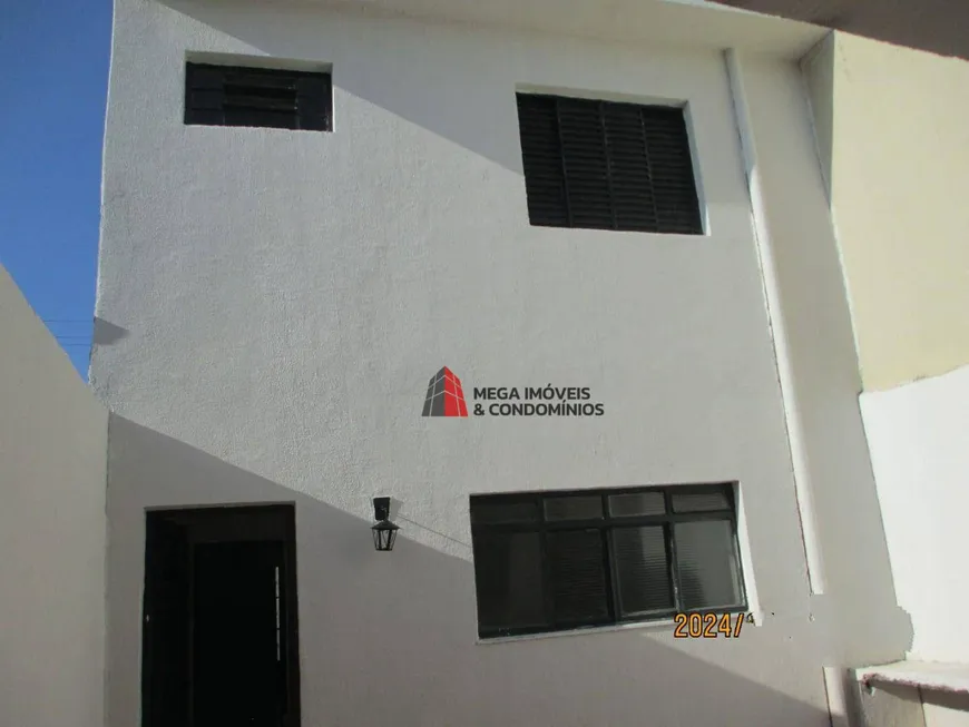 Foto 1 de Casa com 3 Quartos para venda ou aluguel, 175m² em Centro, Atibaia