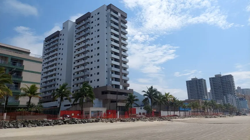 Foto 1 de Apartamento com 2 Quartos à venda, 72m² em Centro, Mongaguá