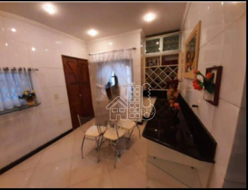 Foto 1 de Casa com 6 Quartos à venda, 350m² em Fonseca, Niterói