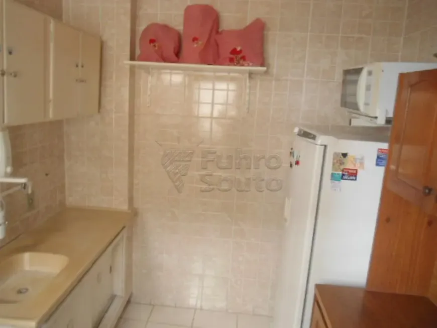 Foto 1 de Apartamento com 3 Quartos à venda, 79m² em Centro, Pelotas