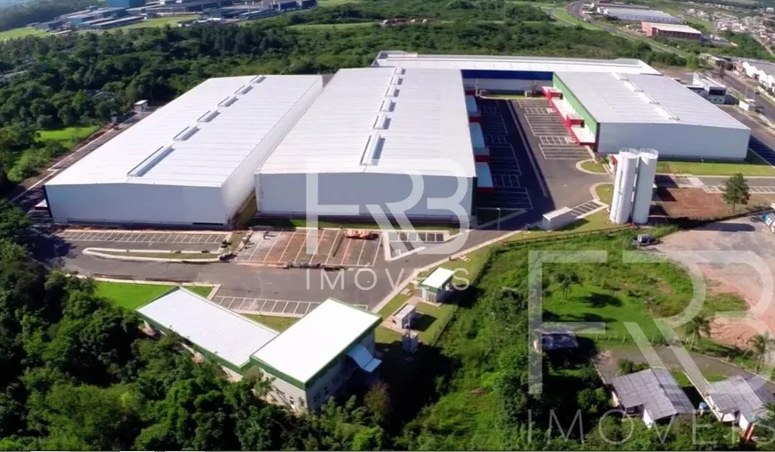 Foto 1 de Galpão/Depósito/Armazém para alugar, 7700m² em Distrito Industrial, Cachoeirinha