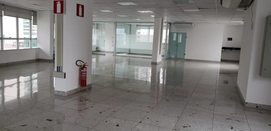 Foto 1 de Sala Comercial para alugar, 206m² em Belvedere, Belo Horizonte