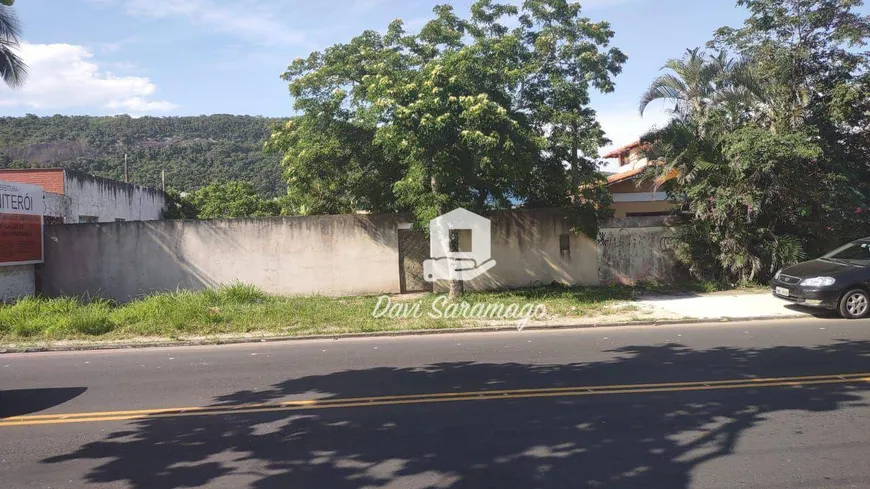 Foto 1 de Lote/Terreno à venda, 375m² em Piratininga, Niterói