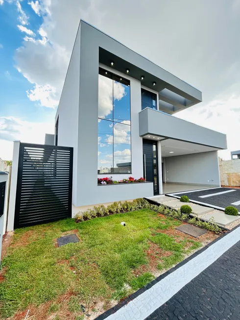 Foto 1 de Casa de Condomínio com 4 Quartos à venda, 220m² em Bairro Boa Vista, Anápolis