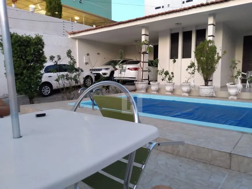 Foto 1 de Casa com 4 Quartos à venda, 287m² em Cabo Branco, João Pessoa