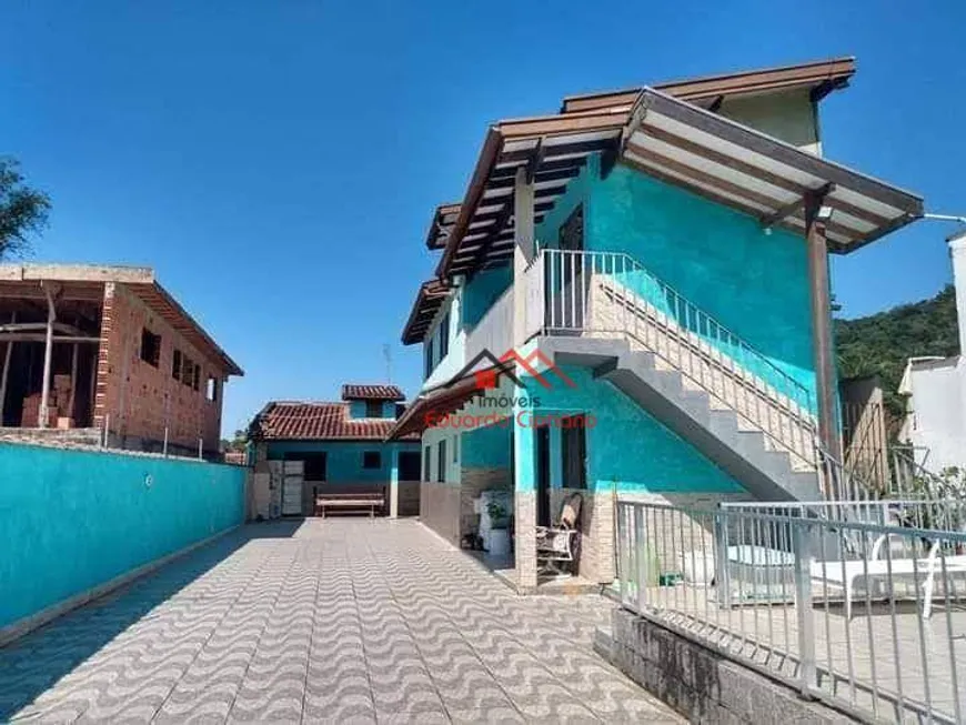 Foto 1 de Casa com 6 Quartos à venda, 199m² em Massaguaçu, Caraguatatuba