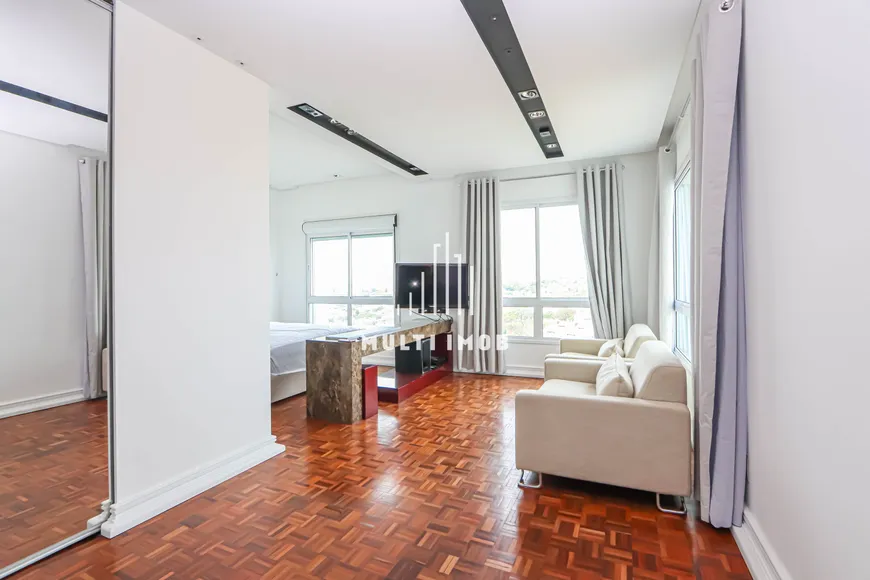 Foto 1 de Apartamento com 1 Quarto para alugar, 38m² em Três Figueiras, Porto Alegre