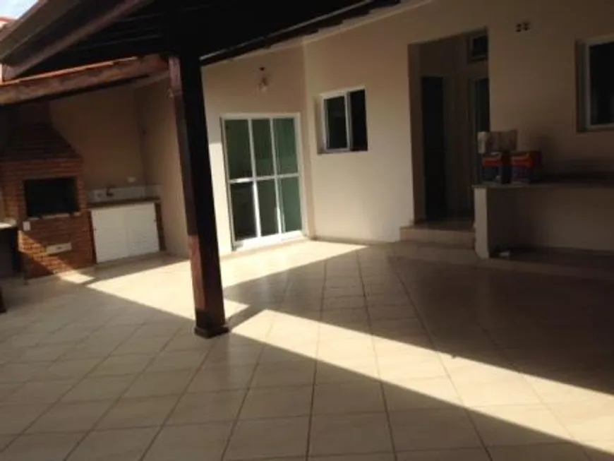 Foto 1 de Casa com 3 Quartos à venda, 262m² em Jardim Simus, Sorocaba