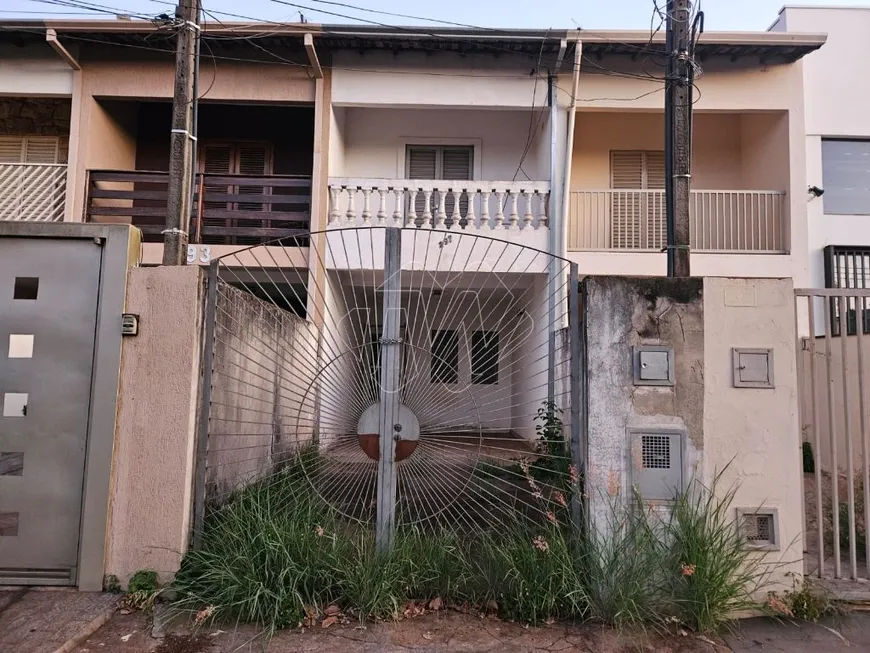 Foto 1 de Casa com 3 Quartos à venda, 110m² em Vila Harmonia, Araraquara