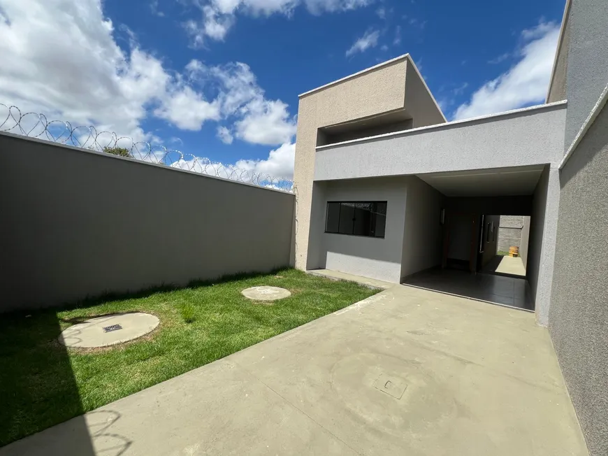 Foto 1 de Casa com 3 Quartos à venda, 96m² em Jardim Buriti Sereno, Aparecida de Goiânia