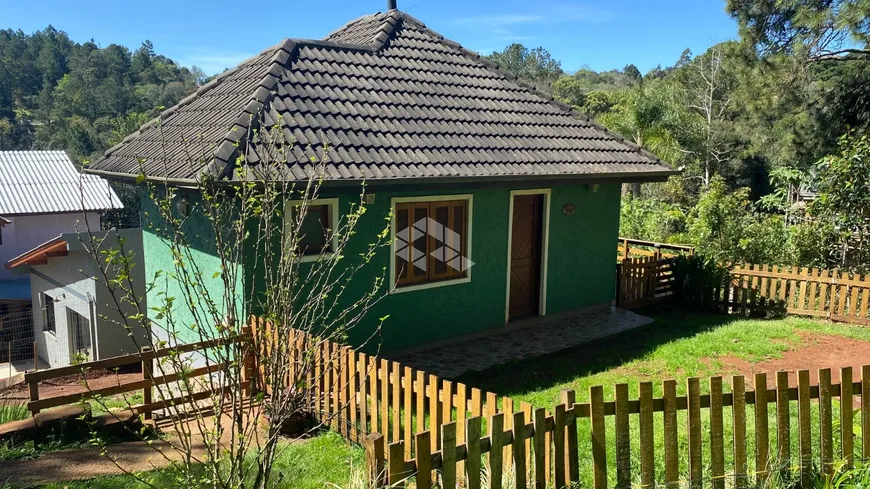 Foto 1 de Casa com 2 Quartos à venda, 46m² em Vale dos Pinheiros, Gramado