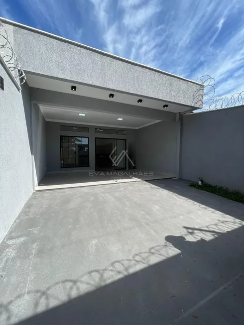 Foto 1 de Casa com 3 Quartos à venda, 135m² em Jardim Presidente, Goiânia