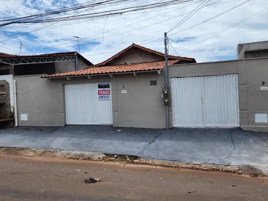 Foto 1 de Casa com 4 Quartos à venda, 360m² em Jardim Balneário Meia Ponte, Goiânia