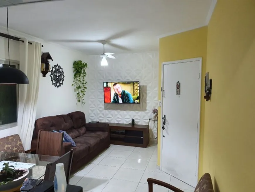 Foto 1 de Apartamento com 1 Quarto à venda, 50m² em Vila Guilhermina, Praia Grande