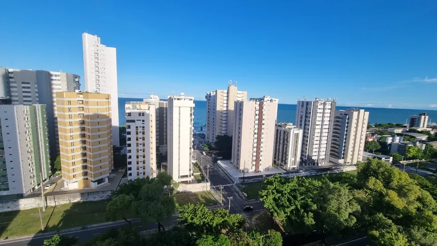 Foto 1 de Apartamento com 4 Quartos à venda, 174m² em Boa Viagem, Recife