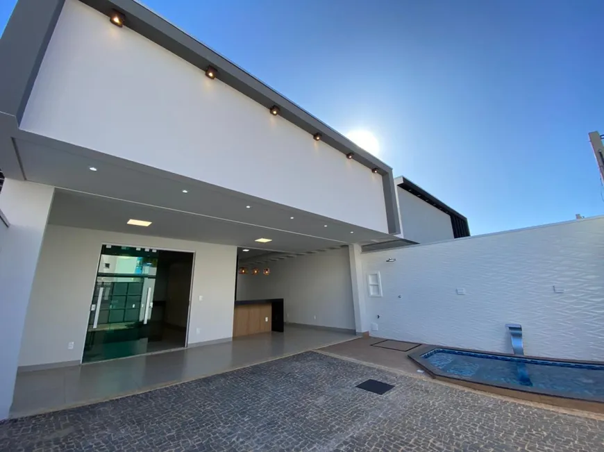 Foto 1 de Casa com 3 Quartos à venda, 157m² em Plano Diretor Sul, Palmas
