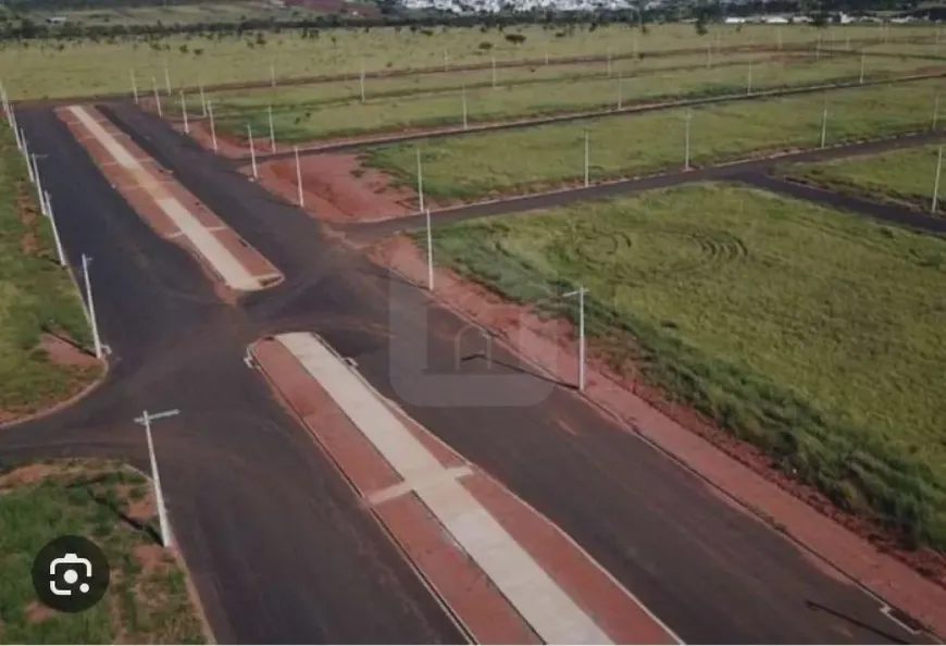 Foto 1 de Lote/Terreno à venda, 250m² em Jardim Botânico, Uberlândia