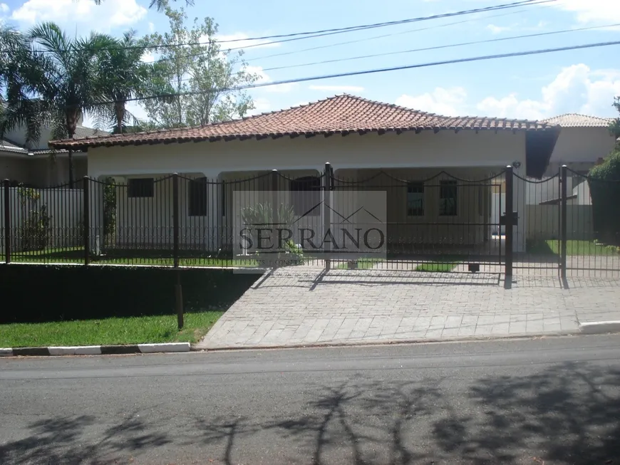 Foto 1 de Casa de Condomínio com 3 Quartos para venda ou aluguel, 400m² em Bairro Marambaia, Vinhedo