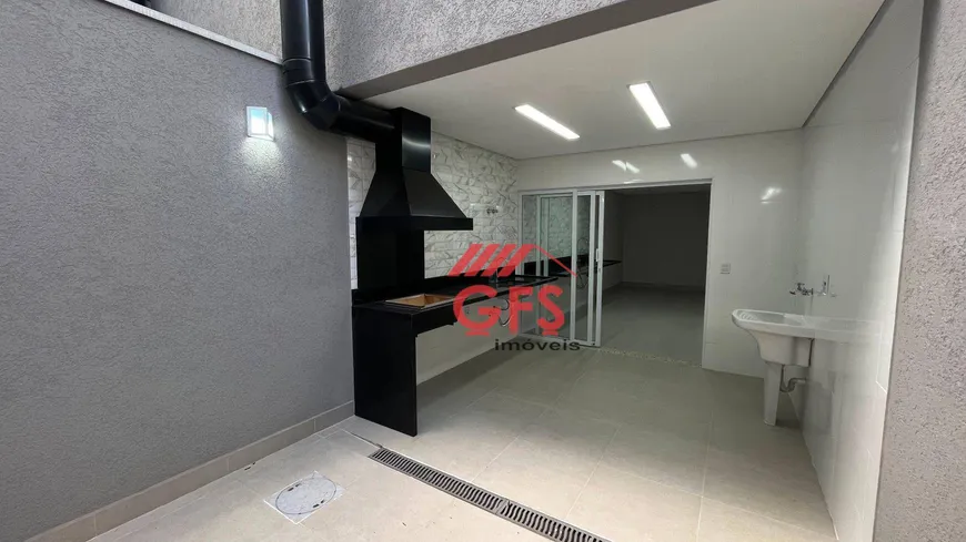 Foto 1 de Sobrado com 3 Quartos à venda, 160m² em Jardim Regina, São Paulo