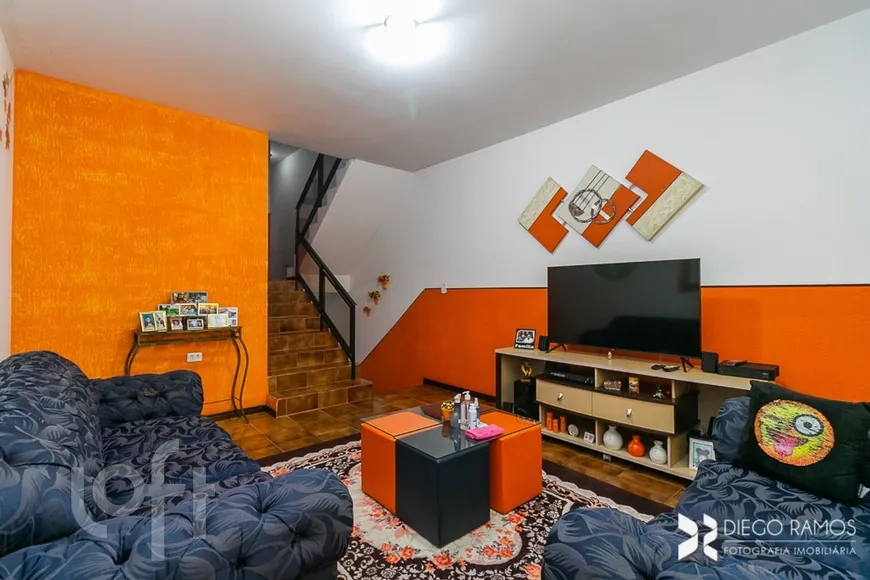 Foto 1 de Casa com 3 Quartos à venda, 200m² em Jardim Marek, Santo André