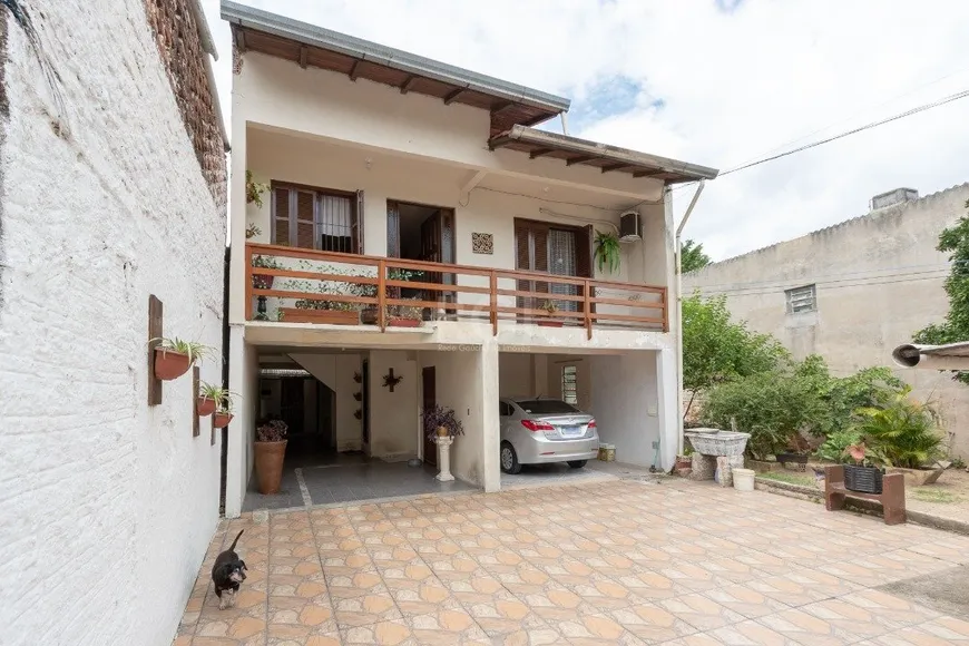 Foto 1 de Casa com 3 Quartos à venda, 160m² em Nonoai, Porto Alegre