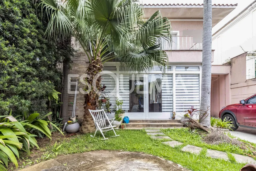 Foto 1 de Casa com 3 Quartos à venda, 380m² em Jardim Paulista, São Paulo