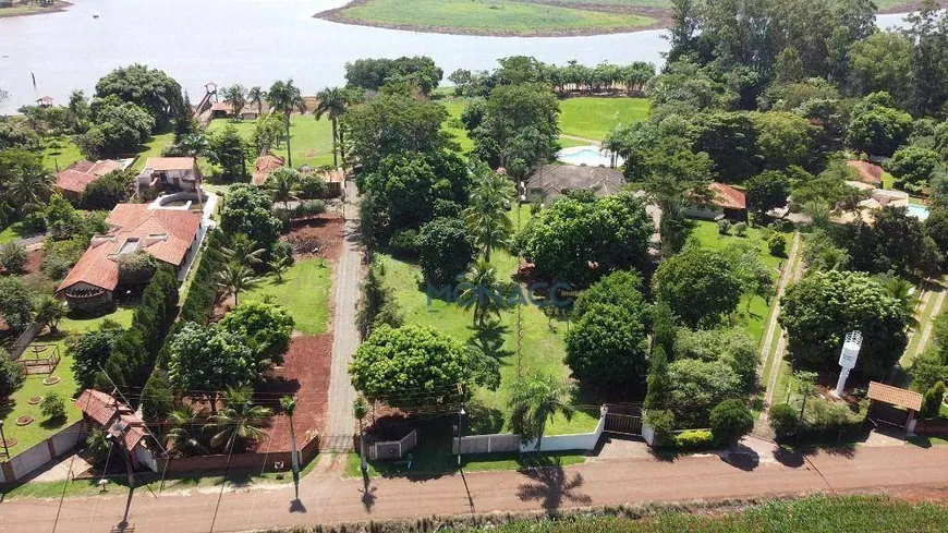 Foto 1 de Fazenda/Sítio com 2 Quartos à venda, 100m² em Centro, Sertanópolis