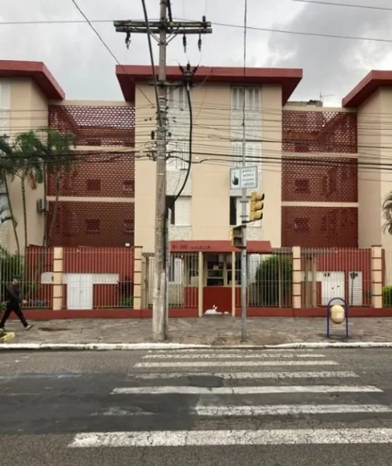 Foto 1 de Apartamento com 2 Quartos à venda, 52m² em Higienópolis, Porto Alegre