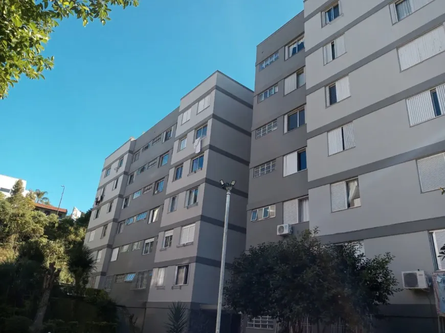 Foto 1 de Apartamento com 3 Quartos à venda, 68m² em Medianeira, Caxias do Sul