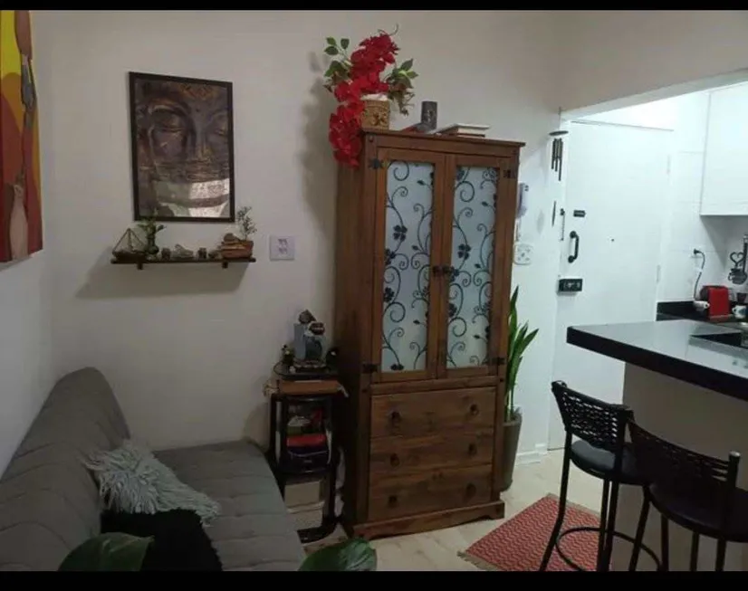 Foto 1 de Kitnet com 1 Quarto à venda, 30m² em Aparecida, Santos