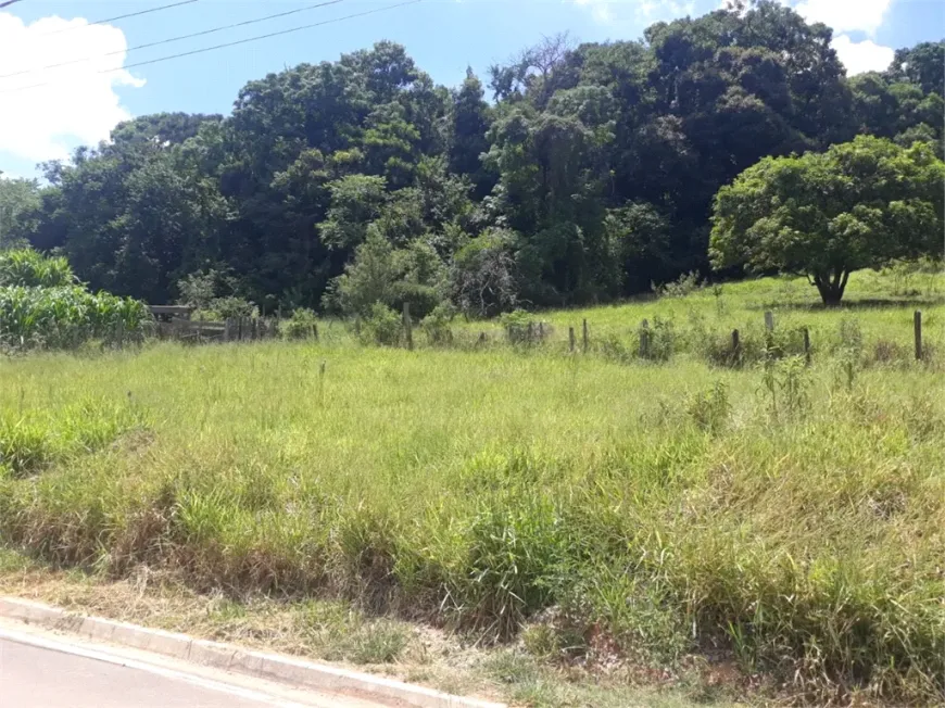 Foto 1 de Lote/Terreno à venda, 3000m² em Guaçu, São Roque