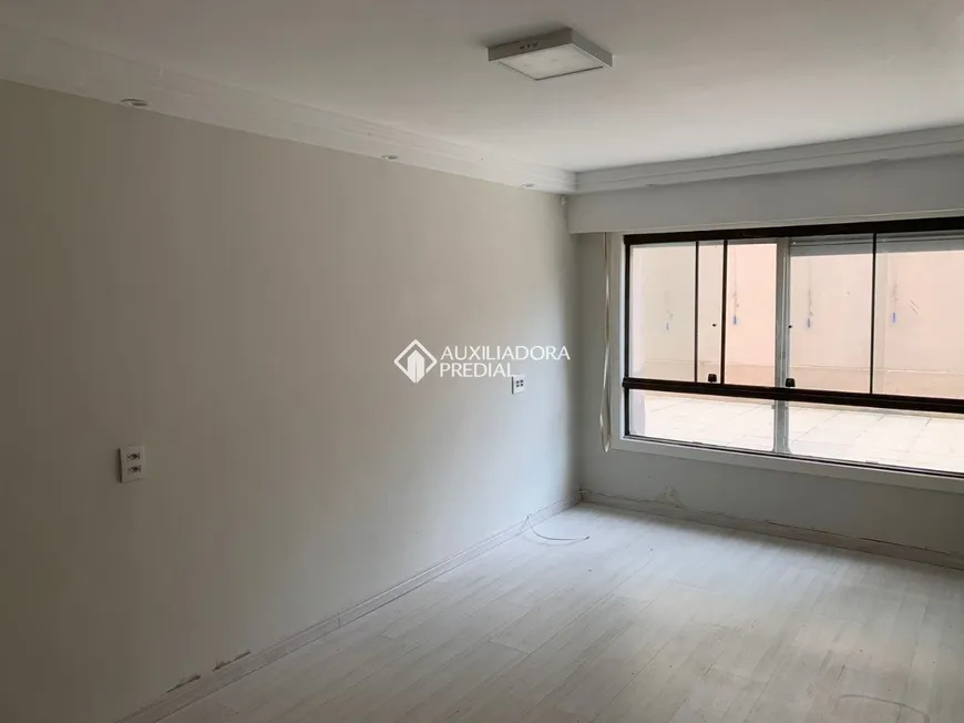 Foto 1 de Apartamento com 1 Quarto para alugar, 45m² em Praia de Belas, Porto Alegre