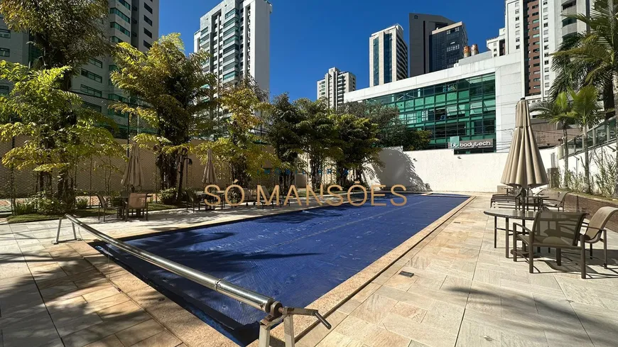 Foto 1 de Apartamento com 4 Quartos à venda, 227m² em Belvedere, Belo Horizonte