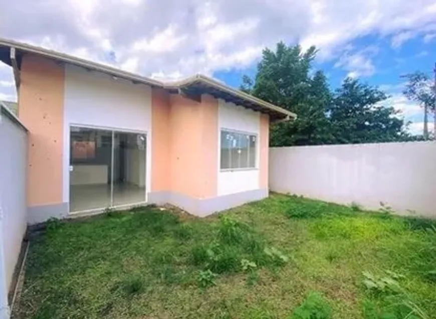 Foto 1 de Casa com 2 Quartos à venda, 70m² em Centro, Serra