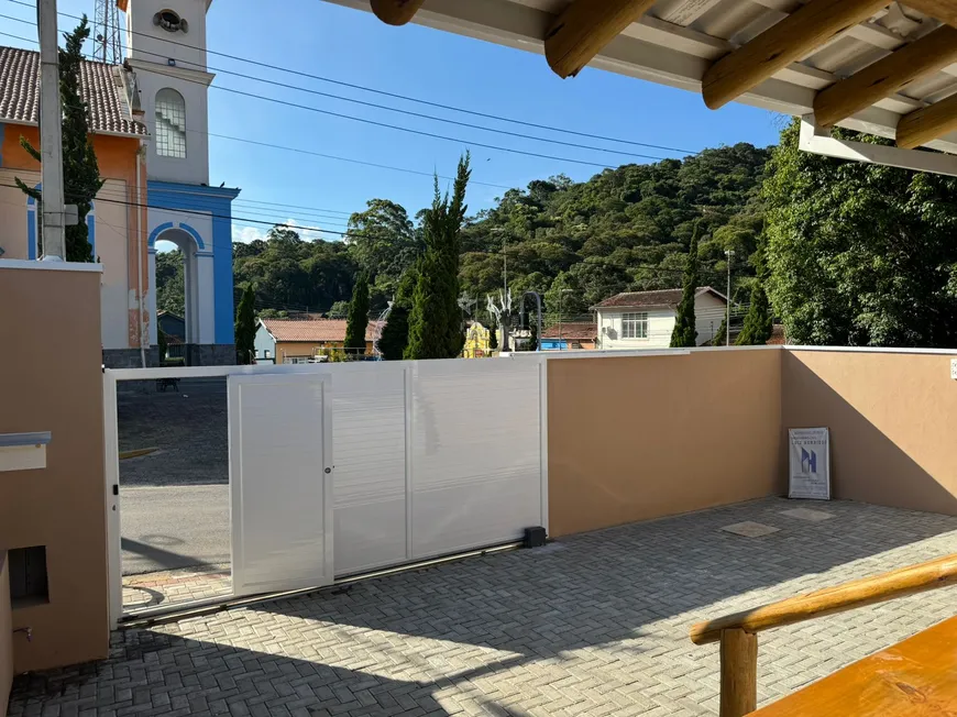 Foto 1 de Casa com 4 Quartos para alugar, 160m² em Centro, Santo Antônio do Pinhal