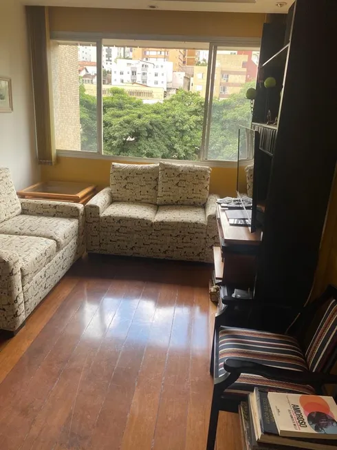 Foto 1 de Apartamento com 3 Quartos à venda, 70m² em Santo Antônio, Belo Horizonte
