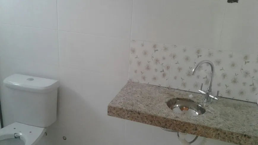 Foto 1 de Casa com 3 Quartos à venda, 90m² em Lúcio de Abreu, Contagem