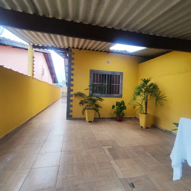 Foto 1 de Casa com 2 Quartos à venda, 67m² em Balneario Flórida Mirim, Mongaguá