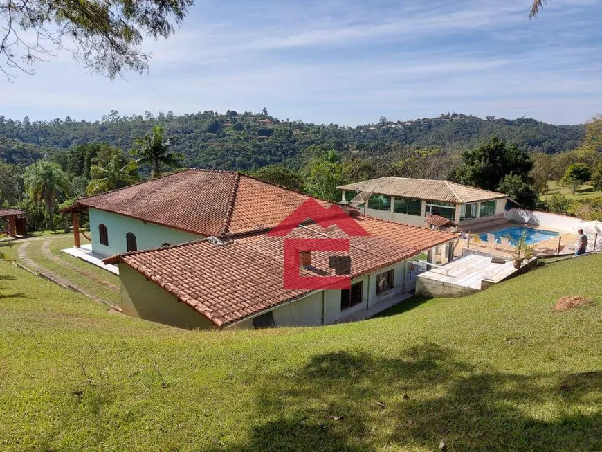 Foto 1 de Fazenda/Sítio com 9 Quartos à venda, 500m² em Saboó, São Roque